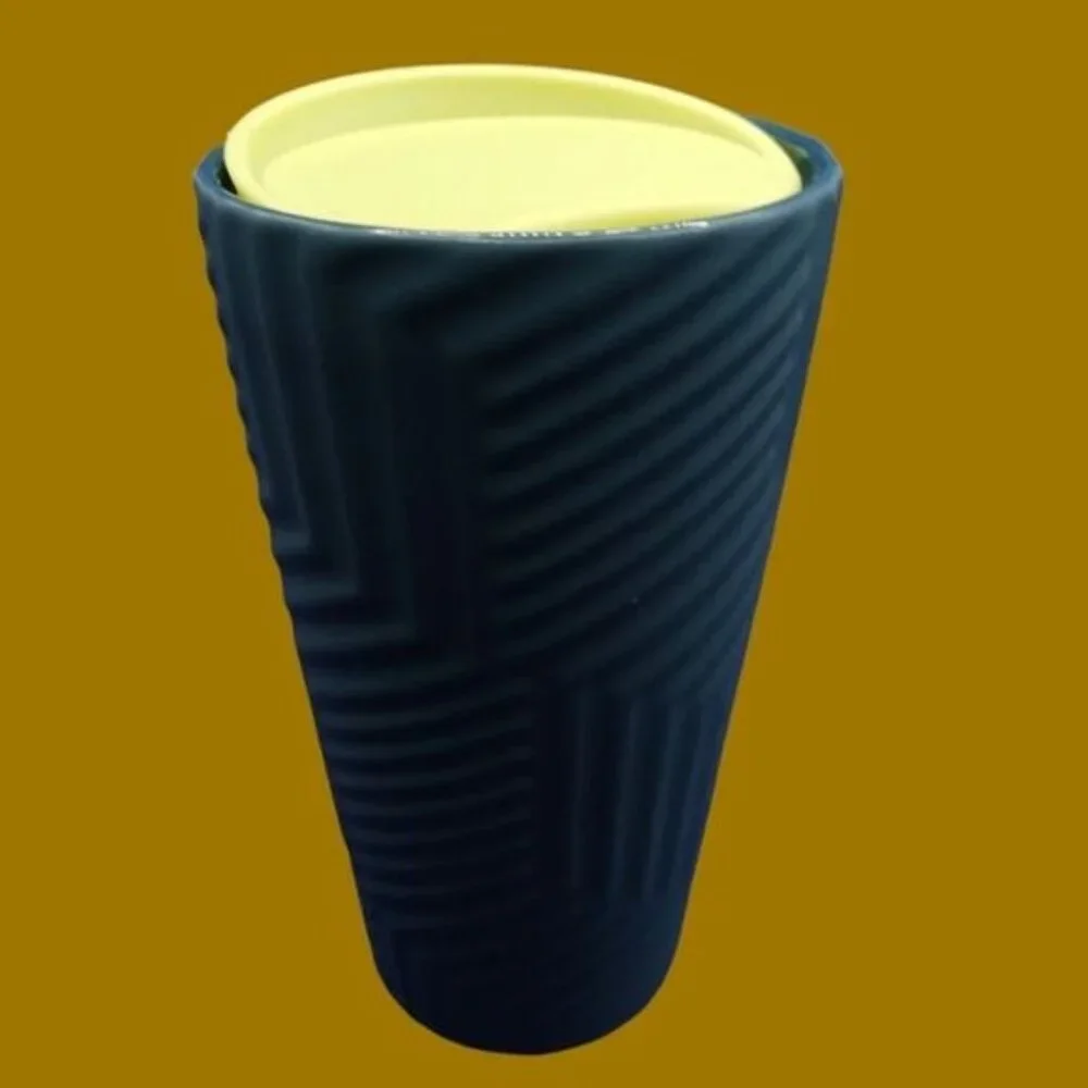 Starbucks geometric ceramic tumbler winter 12 oz